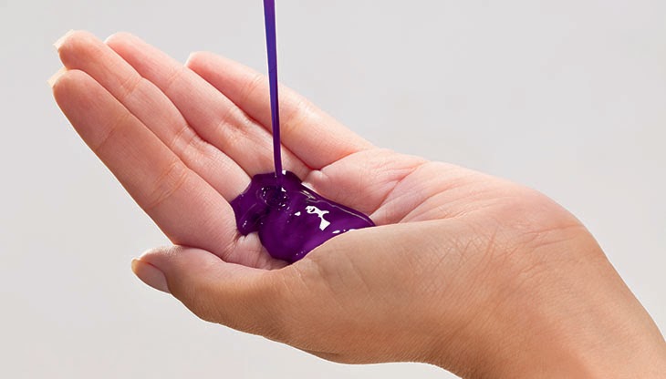 Shampoo Desamarelador: 5 produtos para você testar em casa