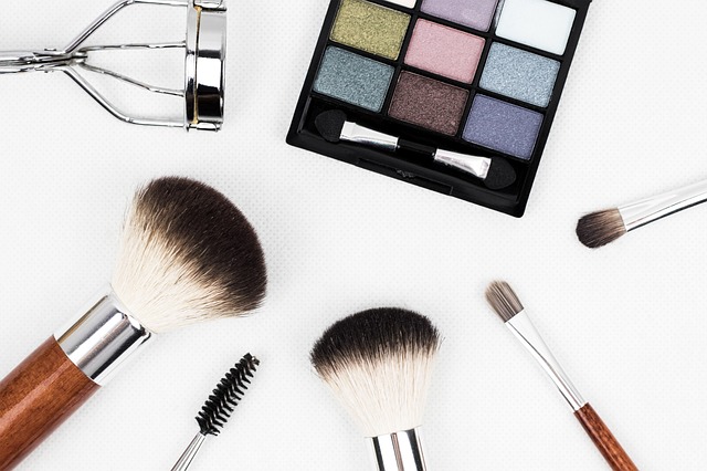 Mitos e Verdades Sobre a Maquiagem
